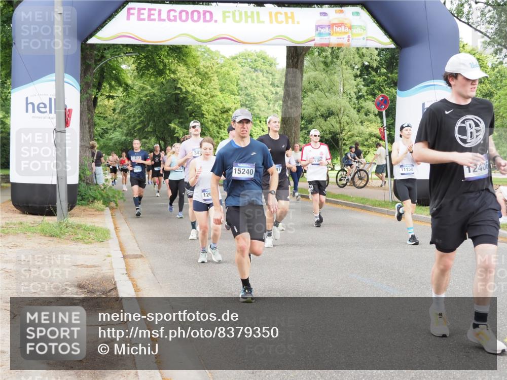 29.06.2025 - hella hamburg halbmarathon MichiJ http://msf.ph/oto/8379350 29.06.2025 10:46:05 Zwischen KM18-KM19 2957, 3181, 3425, 6208, 6997, 7259, 7287, 8089, 11158, 11159, 11757, 12378, 12406, 12633, 12809, 14355, 14429, 14567, 15240, 16160, 16341, 17176, 17931, 18467, 19246 meine-sportfotos.de