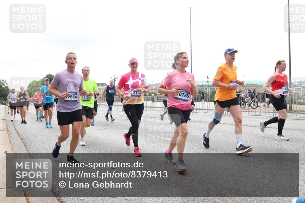 29.06.2025 - hella hamburg halbmarathon Lena Gebhardt http://msf.ph/oto/8379413 29.06.2025 10:49:26 Lombardsbrücke 17315, 2664, 10130, 2541, 27, 0785, 1675, 1525, 1625, 1805, 1888, 2067, 2395, 2466, 2527, 2541, 2668, 2713, 2862, 2927, 3070, 3086, 3183, 3232, 3253, 3383, 3943, 4403, 4525, 4527, 4589, 4769, 4809, 5106, 5118, 5463, 5551, 5552, 5694, 6191, 6566, 6694, 6979, 6989, 7301, 7305, 7339, 7650, 7931, 7936, 8549, 9162, 9245, 9261, 9341, 9359, 10033, 10038, 10081, 10130, 10333, 10479, 10704, 10782, 10785, 11000, 11031, 11192, 11558, 11631, 12388, 13764 meine-sportfotos.de
