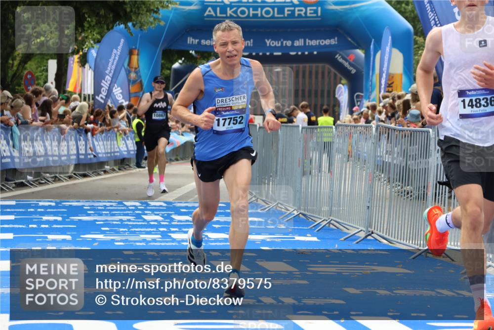 29.06.2025 - hella hamburg halbmarathon Strokosch-Dieckow http://msf.ph/oto/8379575 29.06.2025 10:24:54 Ziel 1271, 2483, 7142, 10867, 11678, 13872, 14836, 16361, 17752 meine-sportfotos.de
