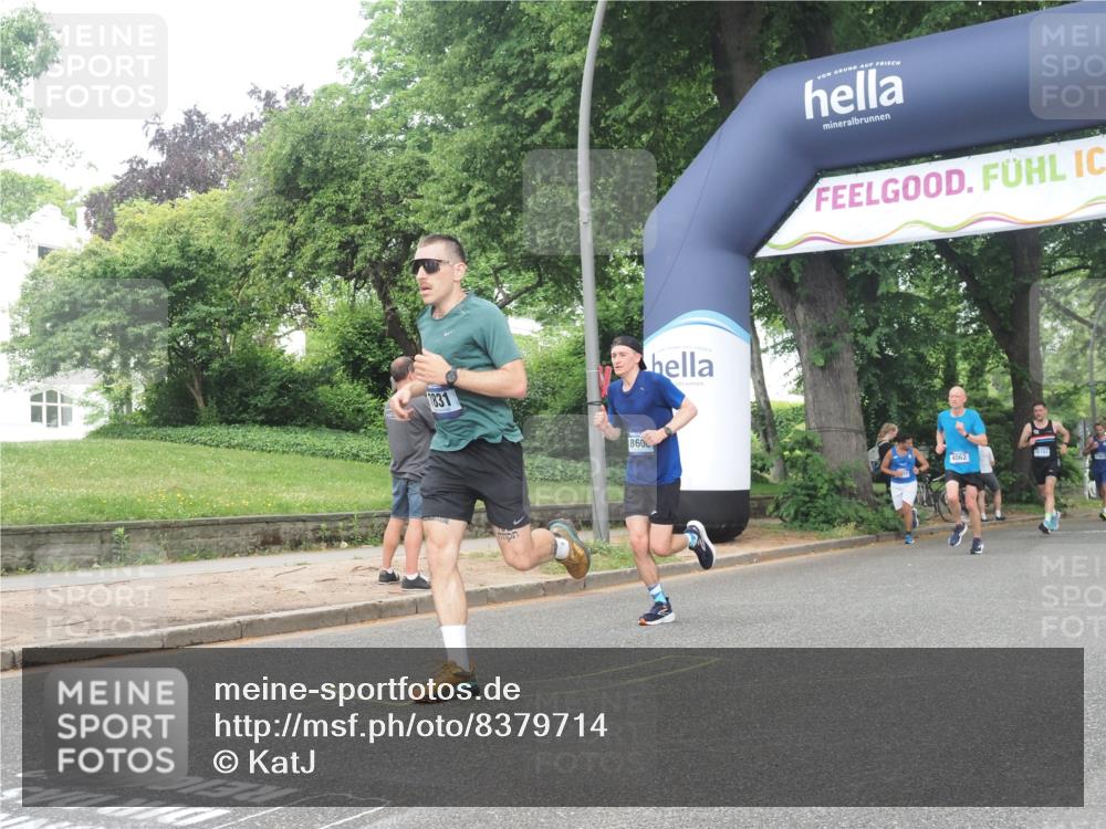 29.06.2025 - hella hamburg halbmarathon KatJ http://msf.ph/oto/8379714 29.06.2025 10:24:59 Zwischen KM18-KM19 4062, 6829, 7831 meine-sportfotos.de