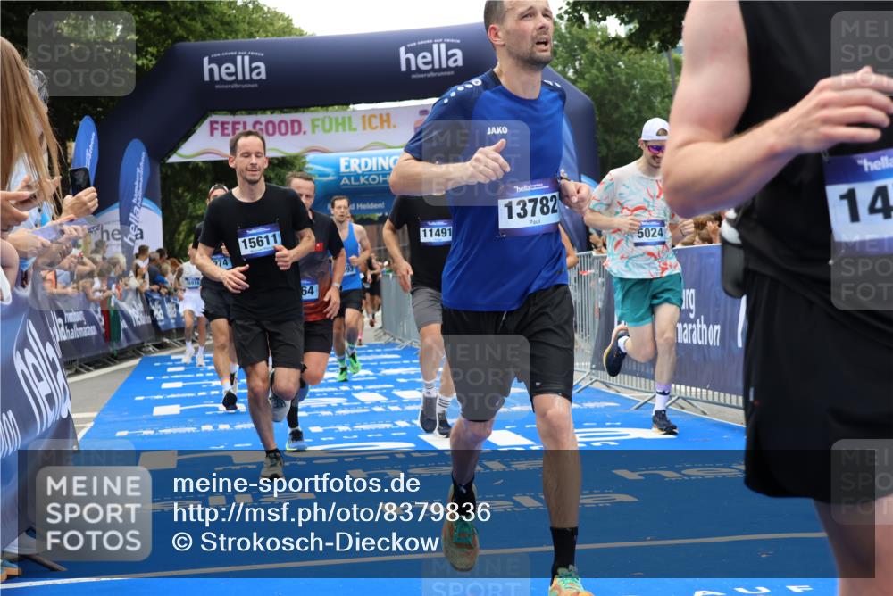 29.06.2025 - hella hamburg halbmarathon Strokosch-Dieckow http://msf.ph/oto/8379836 29.06.2025 10:47:20 Ziel 51, 1012, 2274, 2839, 2864, 2869, 5024, 5532, 5650, 6134, 6168, 6203, 8693, 9305, 10208, 10211, 10423, 11077, 11491, 11518, 13672, 13782, 14722, 15350, 15611, 15923, 16089, 16286, 16819, 18758, 18856, 18974 meine-sportfotos.de