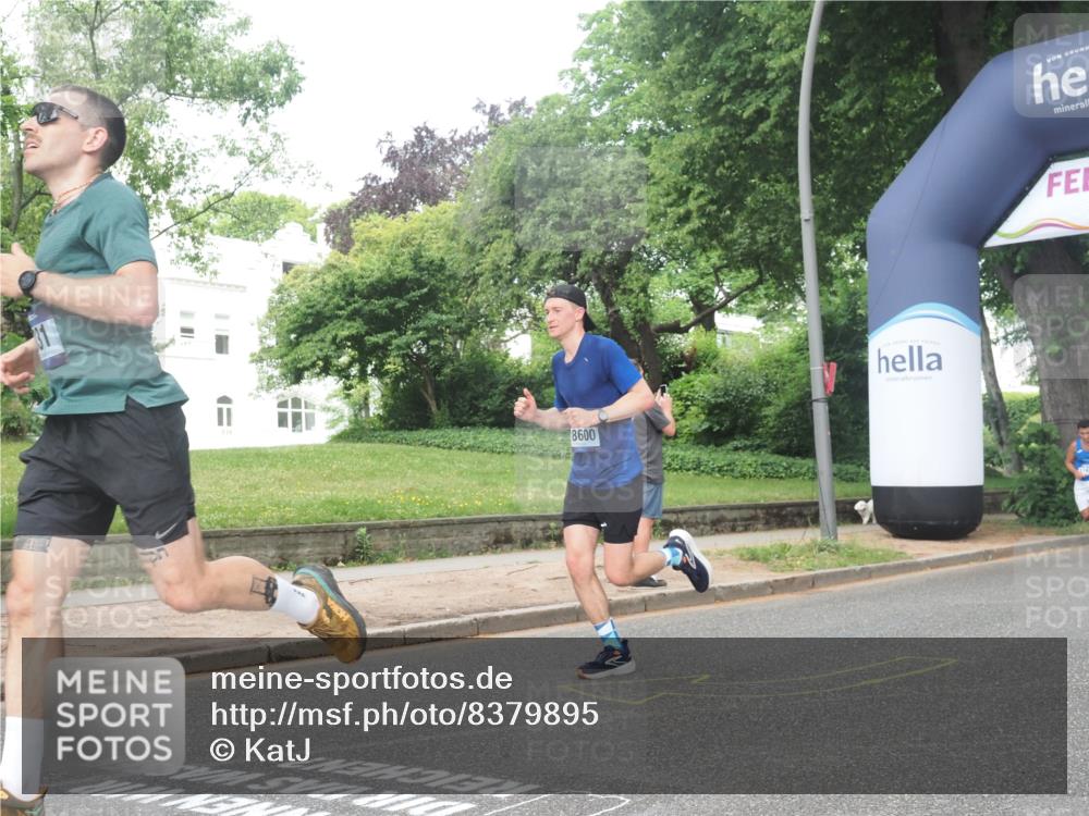 29.06.2025 - hella hamburg halbmarathon KatJ http://msf.ph/oto/8379895 29.06.2025 10:25:00 Zwischen KM18-KM19 4062, 6829, 7831 meine-sportfotos.de