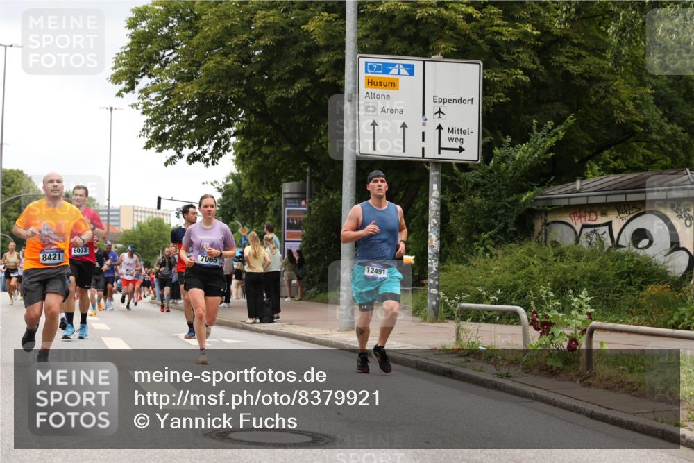 29.06.2025 - hella hamburg halbmarathon Yannick Fuchs http://msf.ph/oto/8379921 29.06.2025 10:54:41 20KM 1364, 1414, 1653, 1681, 2322, 2323, 2363, 6033, 6201, 6309, 6487, 6754, 6757, 7006, 7065, 7636, 7761, 8191, 8421, 8422, 8662, 8923, 9020, 9021, 10534, 10576, 11366, 11623, 11702, 11753, 11782, 11937, 12491, 13459, 13488, 13589, 14429, 15269, 17491, 17899, 17952, 18029, 18063, 18757, 19117, 19146, 19246 meine-sportfotos.de