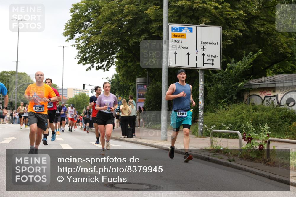 29.06.2025 - hella hamburg halbmarathon Yannick Fuchs http://msf.ph/oto/8379945 29.06.2025 10:54:41 20KM 1364, 1414, 1653, 1681, 2322, 2323, 2363, 6033, 6201, 6309, 6487, 6754, 6757, 7006, 7065, 7636, 7761, 8191, 8421, 8422, 8662, 8923, 9020, 9021, 10534, 10576, 11366, 11623, 11702, 11753, 11782, 11937, 12491, 13459, 13488, 13589, 14429, 15269, 17491, 17899, 17952, 18029, 18063, 18757, 19117, 19146, 19246 meine-sportfotos.de