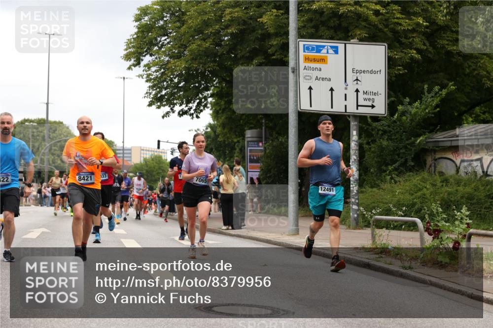 29.06.2025 - hella hamburg halbmarathon Yannick Fuchs http://msf.ph/oto/8379956 29.06.2025 10:54:41 20KM 1364, 1414, 1653, 1681, 2322, 2323, 2363, 6033, 6201, 6309, 6487, 6754, 6757, 7006, 7065, 7636, 7761, 8191, 8421, 8422, 8662, 8923, 9020, 9021, 10534, 10576, 11366, 11623, 11702, 11753, 11782, 11937, 12491, 13459, 13488, 13589, 14429, 15269, 17491, 17899, 17952, 18029, 18063, 18757, 19117, 19146, 19246 meine-sportfotos.de