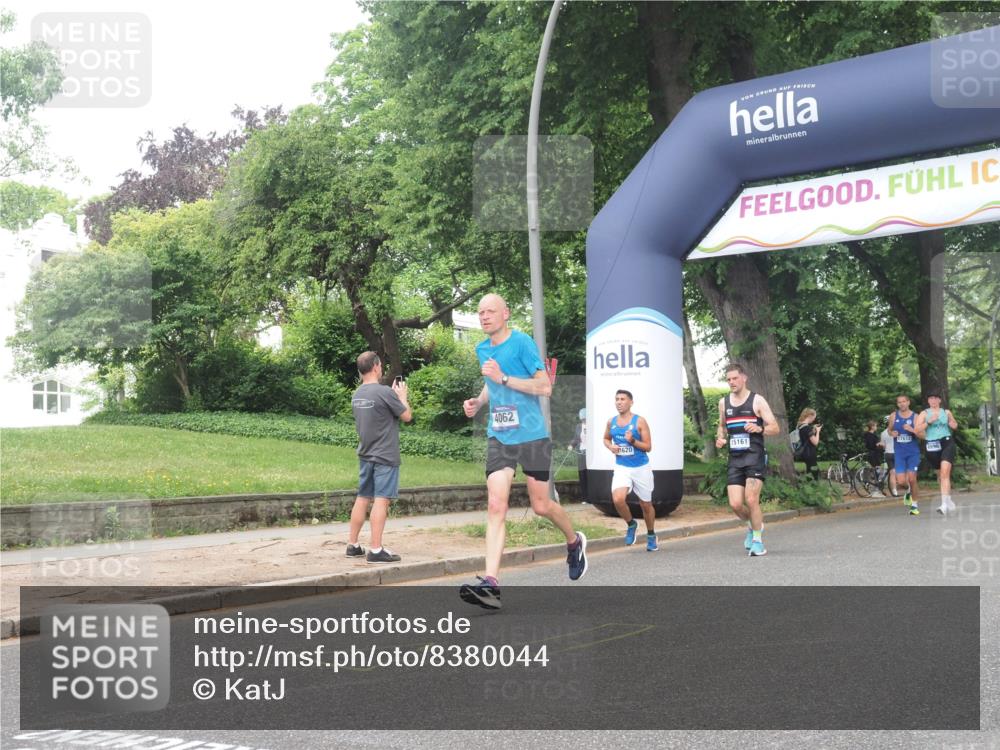 29.06.2025 - hella hamburg halbmarathon KatJ http://msf.ph/oto/8380044 29.06.2025 10:25:01 Zwischen KM18-KM19 4062, 6829, 6990, 7831 meine-sportfotos.de