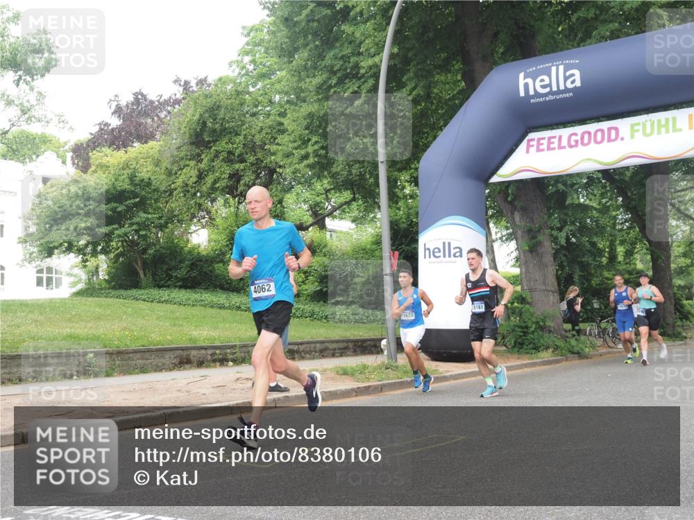 29.06.2025 - hella hamburg halbmarathon KatJ http://msf.ph/oto/8380106 29.06.2025 10:25:01 Zwischen KM18-KM19 4062, 6829, 6990, 7831 meine-sportfotos.de