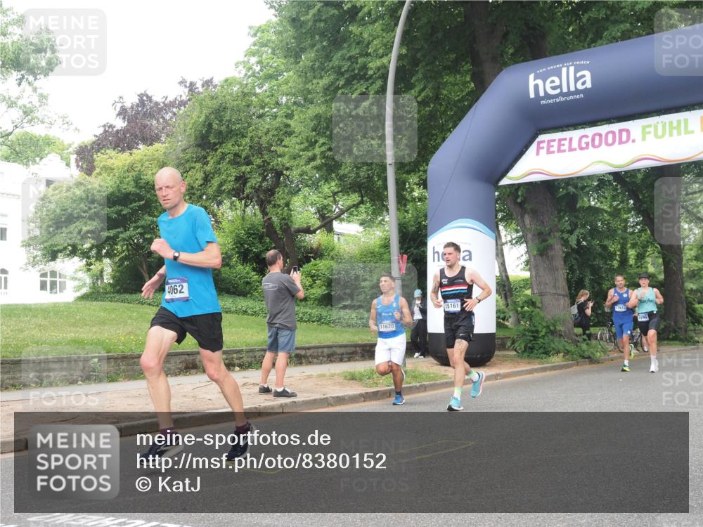 29.06.2025 - hella hamburg halbmarathon KatJ http://msf.ph/oto/8380152 29.06.2025 10:25:02 Zwischen KM18-KM19 4062, 6829, 6990, 7831 meine-sportfotos.de
