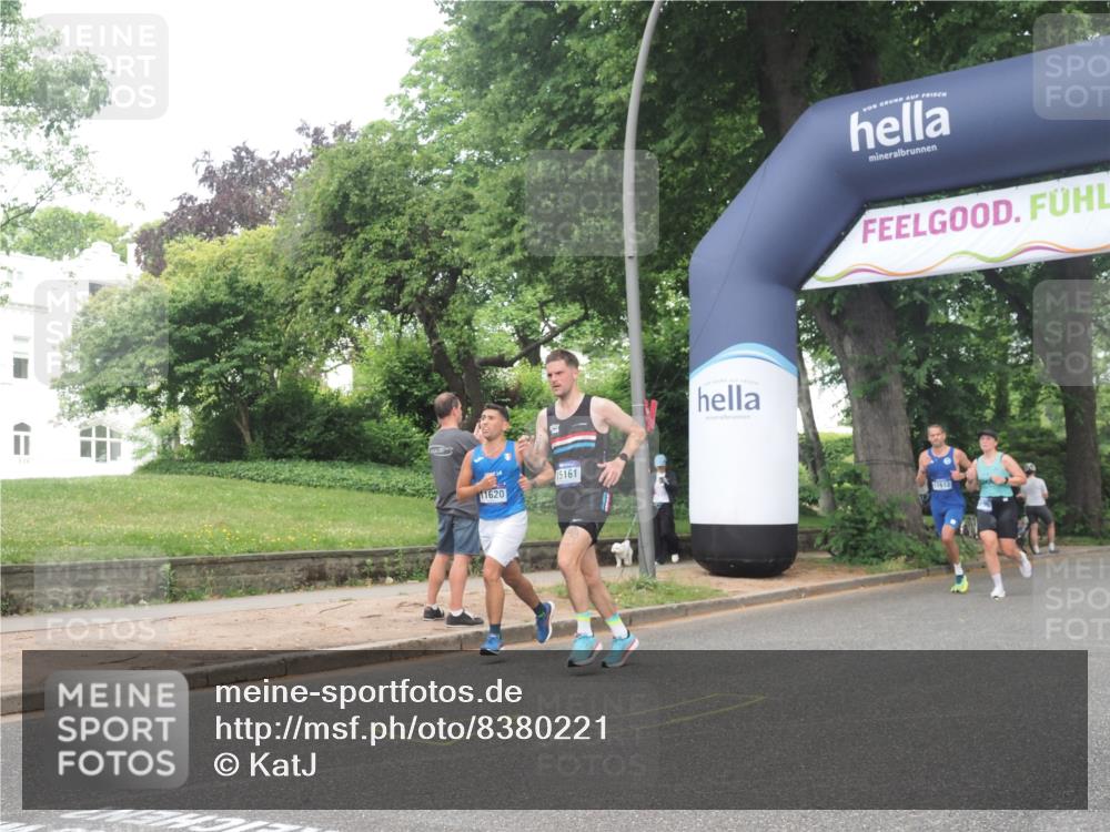 29.06.2025 - hella hamburg halbmarathon KatJ http://msf.ph/oto/8380221 29.06.2025 10:25:02 Zwischen KM18-KM19 4062, 6829, 6990, 7831 meine-sportfotos.de