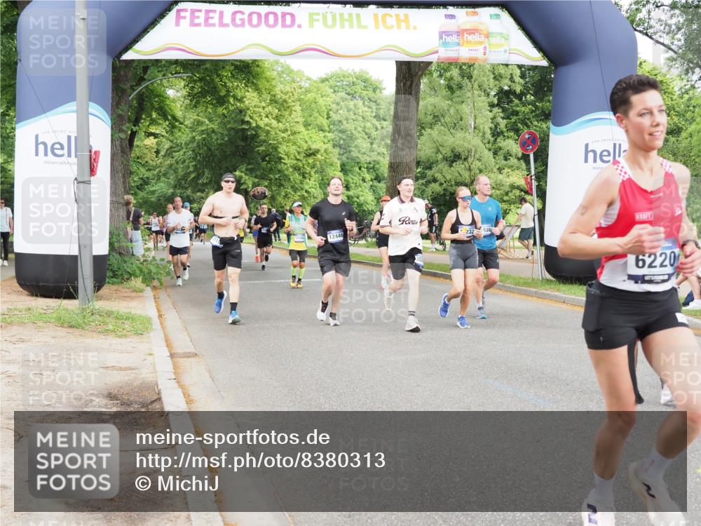 29.06.2025 - hella hamburg halbmarathon MichiJ http://msf.ph/oto/8380313 29.06.2025 10:46:14 Zwischen KM18-KM19 2780, 3983, 4502, 6220, 7065, 8585, 10703, 11808, 12206, 12261, 13847, 15232, 15284, 17017, 17503, 18716, 18985, 19160 meine-sportfotos.de