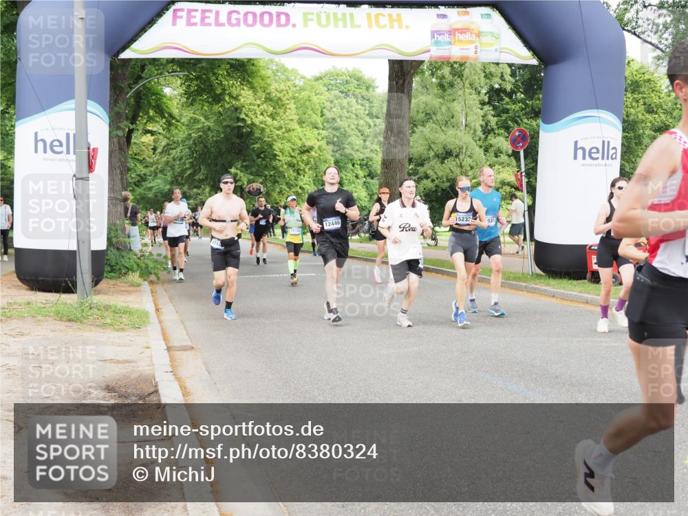 29.06.2025 - hella hamburg halbmarathon MichiJ http://msf.ph/oto/8380324 29.06.2025 10:46:14 Zwischen KM18-KM19 2780, 3983, 4502, 6220, 7065, 8585, 10703, 11808, 12206, 12261, 13847, 15232, 15284, 17017, 17503, 18716, 18985, 19160 meine-sportfotos.de