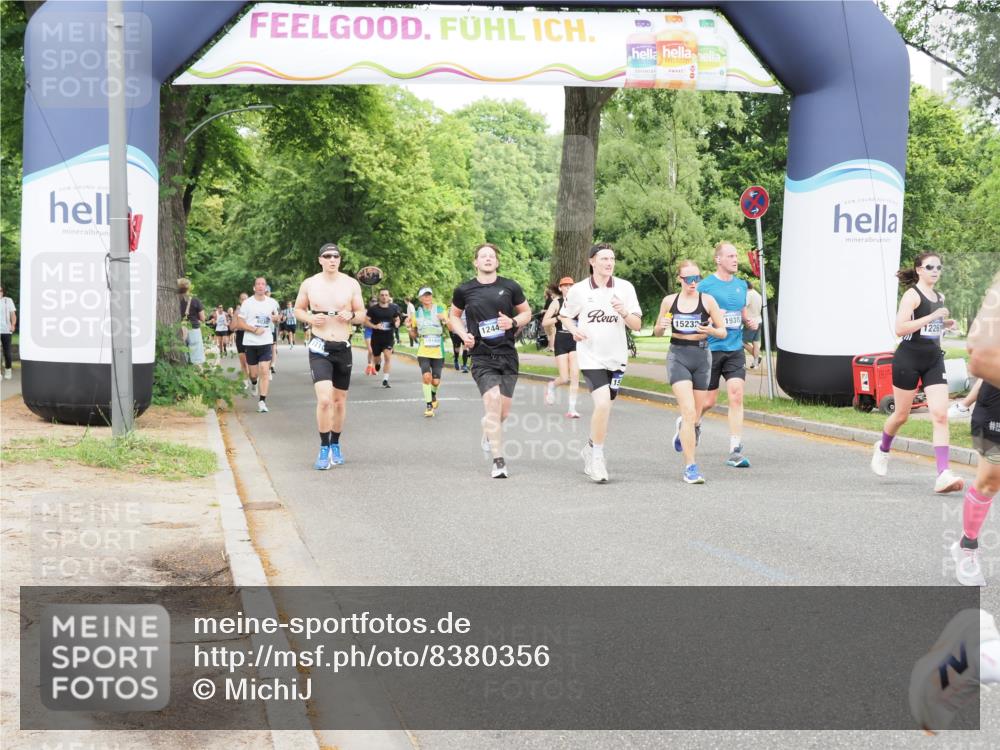 29.06.2025 - hella hamburg halbmarathon MichiJ http://msf.ph/oto/8380356 29.06.2025 10:46:14 Zwischen KM18-KM19 2780, 3983, 4502, 6220, 7065, 8585, 10703, 11808, 12206, 12261, 13847, 15232, 15284, 17017, 17503, 18716, 18985, 19160 meine-sportfotos.de