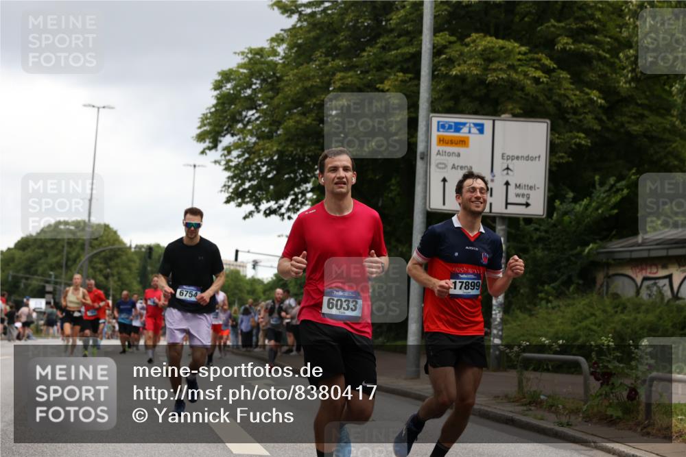 29.06.2025 - hella hamburg halbmarathon Yannick Fuchs http://msf.ph/oto/8380417 29.06.2025 10:54:44 20KM 1364, 1414, 1653, 2322, 2323, 2363, 3698, 6033, 6201, 6309, 6487, 6754, 6757, 7006, 7065, 7306, 7636, 7759, 7761, 8191, 8421, 8422, 8662, 8923, 9020, 9021, 10534, 10576, 11623, 11702, 11753, 11782, 11937, 12491, 13459, 13488, 13589, 14429, 15269, 16621, 17491, 17899, 17952, 18029, 18063, 18757, 19117, 19146, 19242, 19246 meine-sportfotos.de