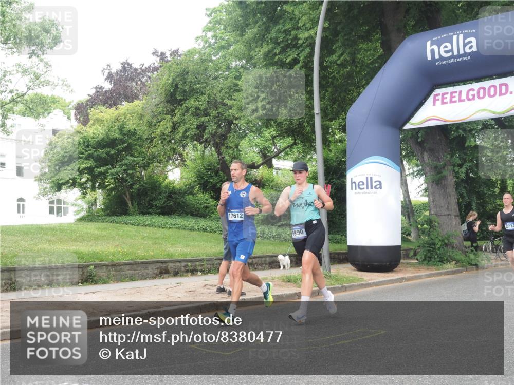 29.06.2025 - hella hamburg halbmarathon KatJ http://msf.ph/oto/8380477 29.06.2025 10:25:04 Zwischen KM18-KM19 2774, 4062, 6829, 6990, 7831 meine-sportfotos.de