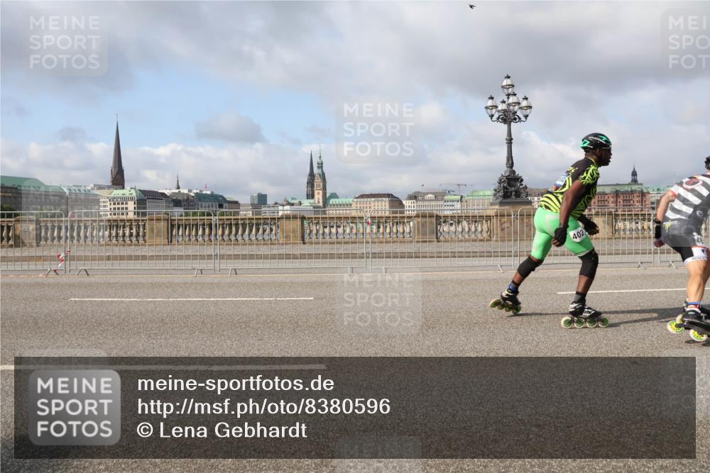 29.06.2025 - hella hamburg halbmarathon Lena Gebhardt http://msf.ph/oto/8380596 29.06.2025 08:51:58 Lombardsbrücke 402 meine-sportfotos.de