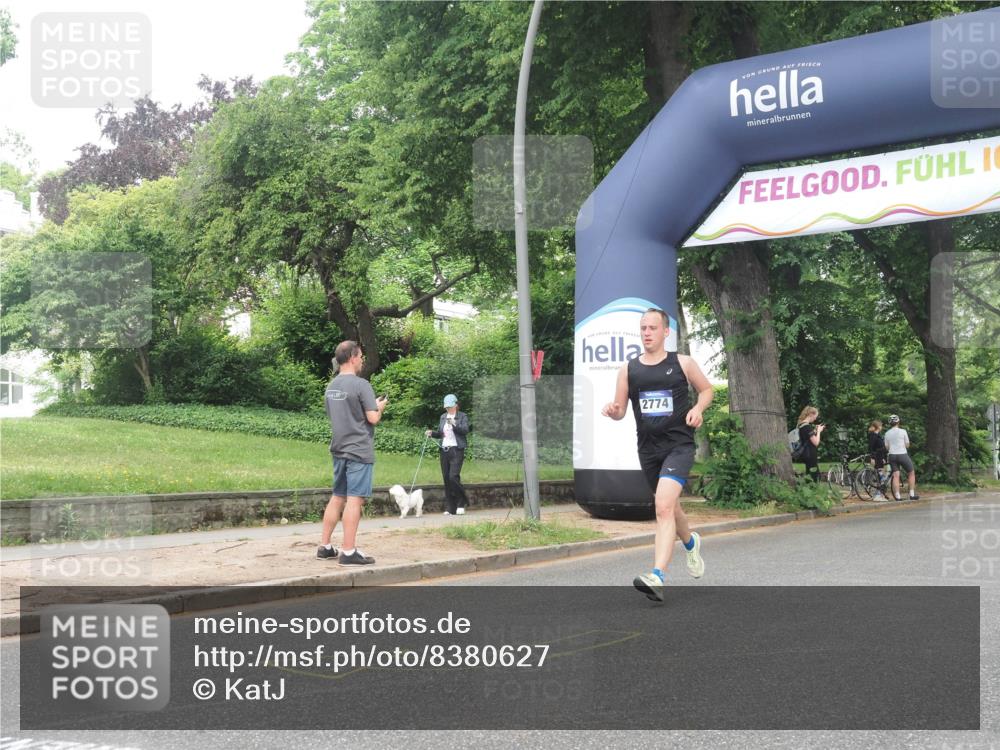 29.06.2025 - hella hamburg halbmarathon KatJ http://msf.ph/oto/8380627 29.06.2025 10:25:06 Zwischen KM18-KM19 2774, 4062, 6990 meine-sportfotos.de