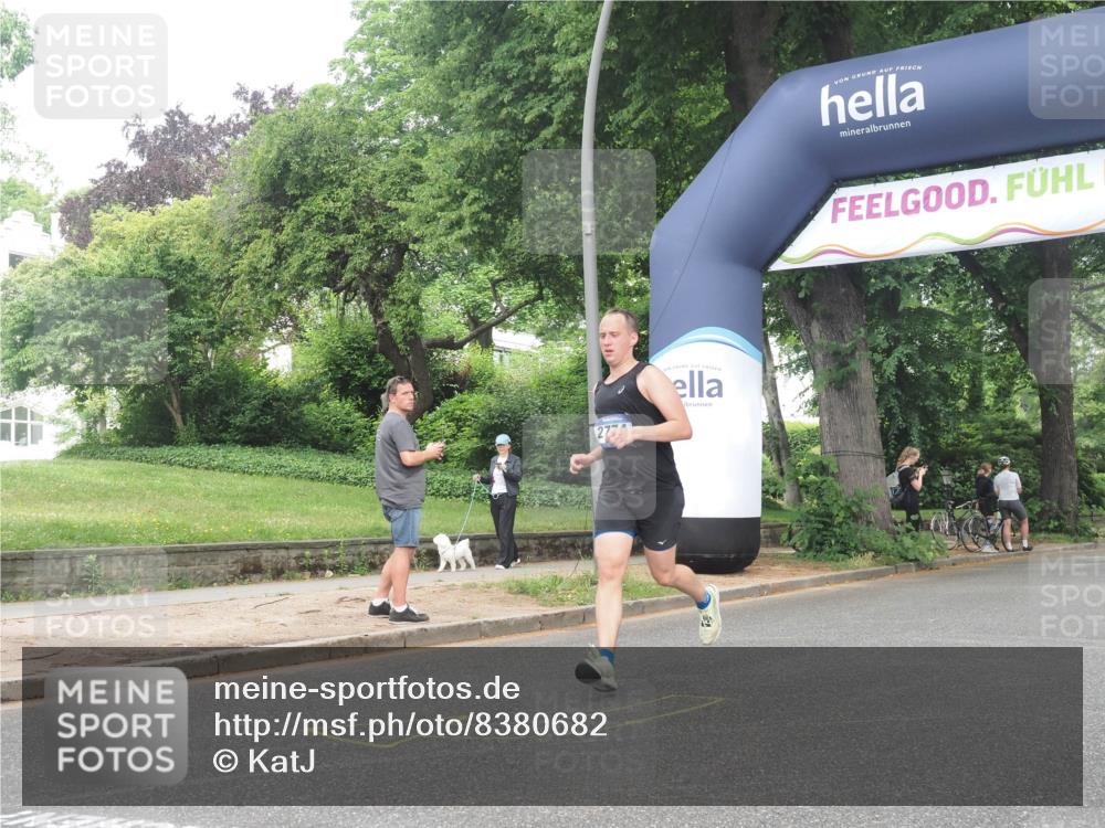29.06.2025 - hella hamburg halbmarathon KatJ http://msf.ph/oto/8380682 29.06.2025 10:25:06 Zwischen KM18-KM19 2774, 4062, 6990 meine-sportfotos.de
