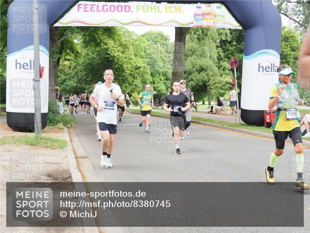 29.06.2025 - hella hamburg halbmarathon MichiJ http://msf.ph/oto/8380745 29.06.2025 10:46:18 Zwischen KM18-KM19 2780, 4986, 6220, 8030, 10488, 11394, 12206, 12261, 12446, 15232, 15284, 18485, 19160, 19178 meine-sportfotos.de