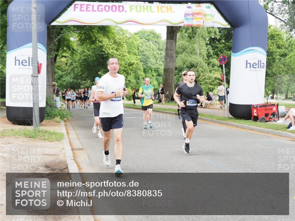 29.06.2025 - hella hamburg halbmarathon MichiJ http://msf.ph/oto/8380835 29.06.2025 10:46:19 Zwischen KM18-KM19 2780, 4986, 6220, 8030, 10488, 11394, 12206, 12261, 12446, 14823, 15232, 15284, 18485, 19160, 19178 meine-sportfotos.de