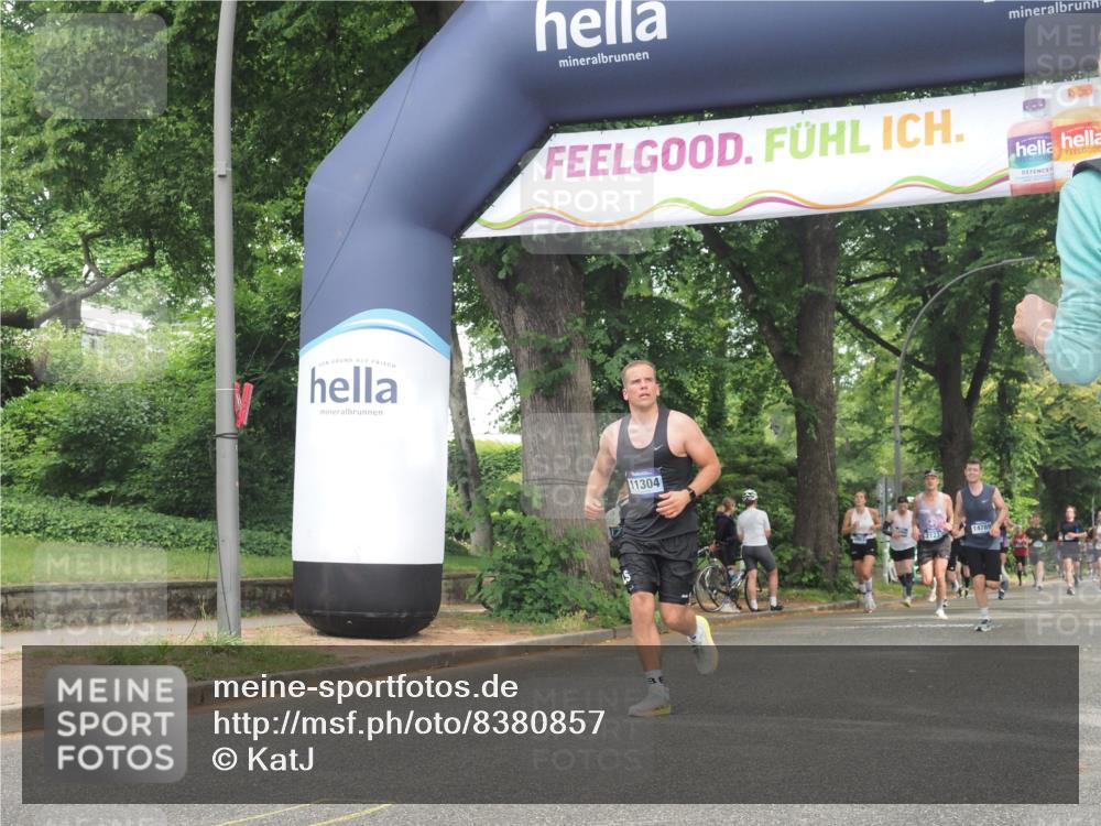 29.06.2025 - hella hamburg halbmarathon KatJ http://msf.ph/oto/8380857 29.06.2025 10:25:10 Zwischen KM18-KM19 2774 meine-sportfotos.de