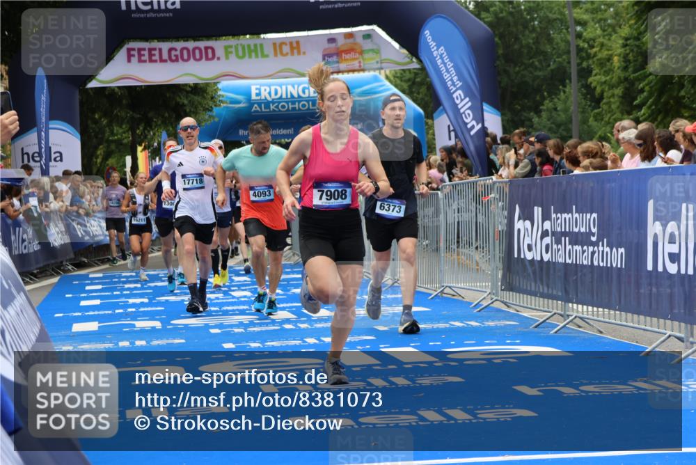 29.06.2025 - hella hamburg halbmarathon Strokosch-Dieckow http://msf.ph/oto/8381073 29.06.2025 10:47:07 Ziel 1460, 2623, 4093, 4377, 5472, 6373, 6700, 6716, 7480, 7908, 9794, 10208, 10211, 12579, 13007, 14415, 14783, 15684, 15825, 17718, 17915 meine-sportfotos.de