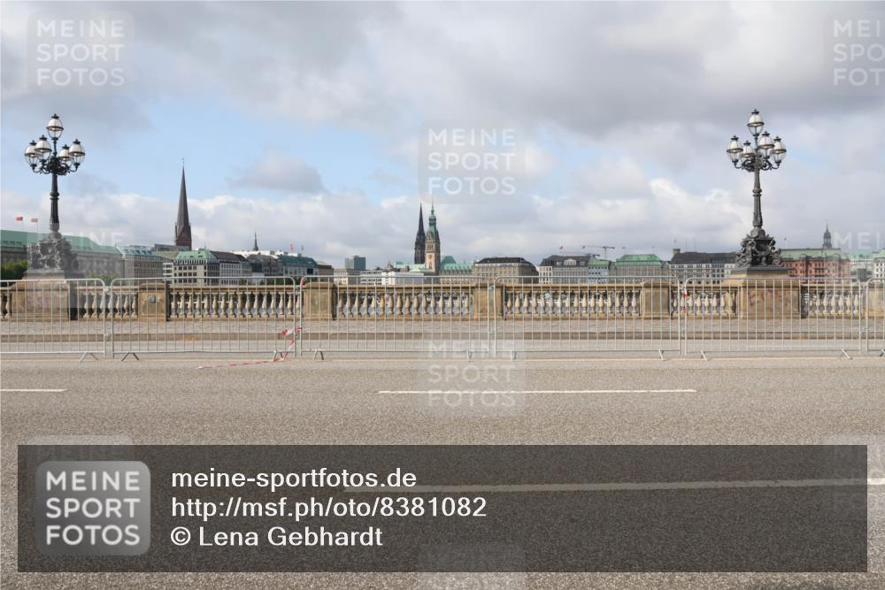 29.06.2025 - hella hamburg halbmarathon Lena Gebhardt http://msf.ph/oto/8381082 29.06.2025 08:52:23 Lombardsbrücke  meine-sportfotos.de