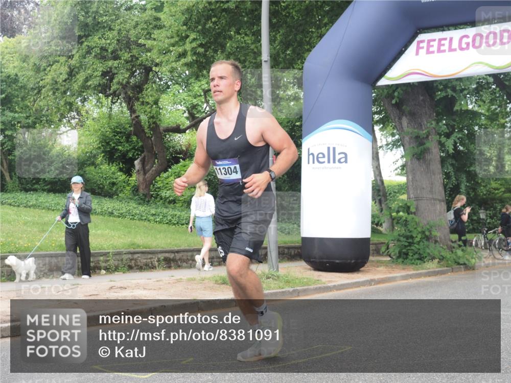 29.06.2025 - hella hamburg halbmarathon KatJ http://msf.ph/oto/8381091 29.06.2025 10:25:12 Zwischen KM18-KM19  meine-sportfotos.de