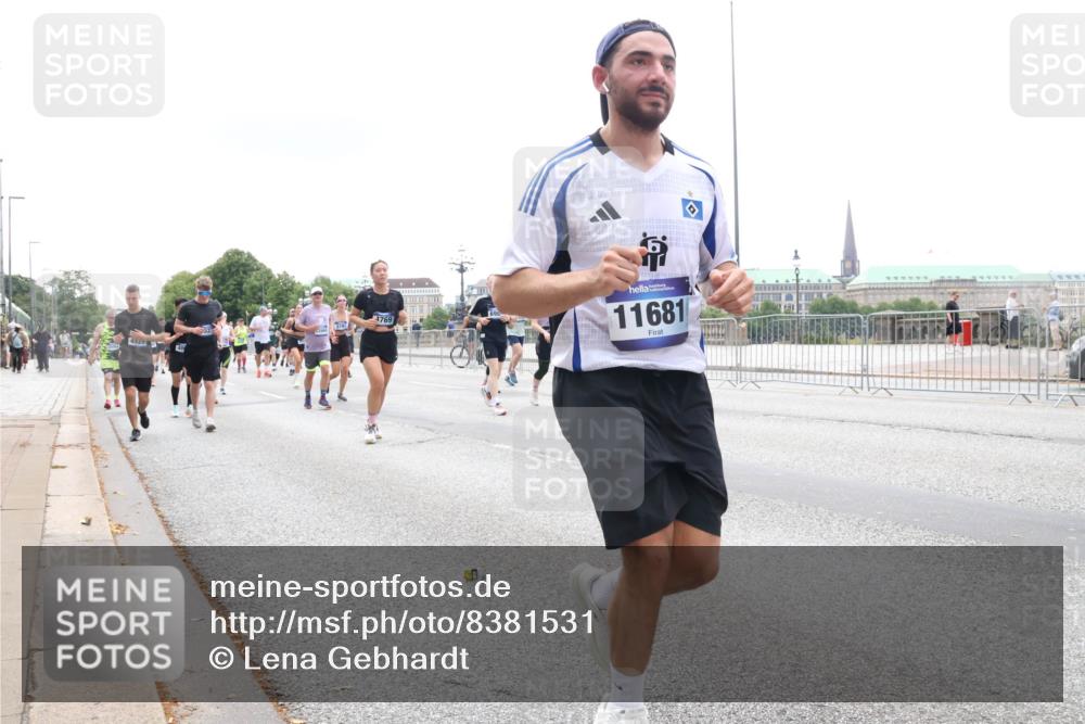 29.06.2025 - hella hamburg halbmarathon Lena Gebhardt http://msf.ph/oto/8381531 29.06.2025 10:49:31 Lombardsbrücke 11681, 1040, 1041, 1525, 1625, 1805, 1888, 2067, 2395, 2466, 2527, 2541, 2668, 2713, 2862, 2927, 2997, 3070, 3086, 3183, 3232, 3383, 3943, 4403, 4525, 4527, 4589, 4769, 4809, 5076, 5106, 5118, 5463, 5552, 5694, 6191, 6694, 6979, 6989, 7301, 7305, 7339, 7366, 7650, 7679, 7931, 7936, 8065, 8549, 9162, 9245, 9261, 9341, 9359, 10033, 10038, 10130, 10333, 10403, 10479, 10704, 10782, 10785, 11031, 11192, 11558, 11631, 12388, 13764, 14692 meine-sportfotos.de
