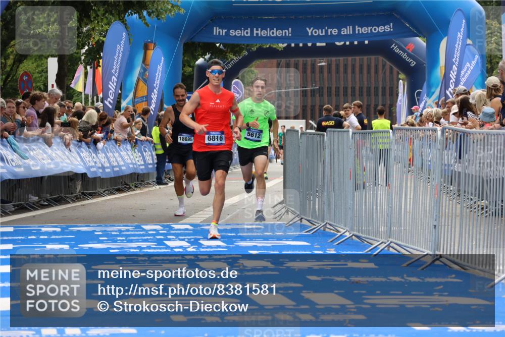 29.06.2025 - hella hamburg halbmarathon Strokosch-Dieckow http://msf.ph/oto/8381581 29.06.2025 10:24:15 Ziel 5612, 6816, 7331, 18569, 18695 meine-sportfotos.de