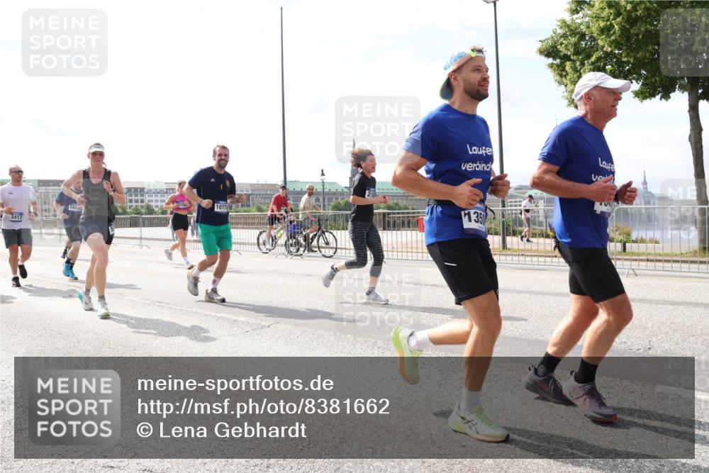 29.06.2025 - hella hamburg halbmarathon Lena Gebhardt http://msf.ph/oto/8381662 29.06.2025 10:15:34 Lombardsbrücke 14412, 1077, 3417, 1350, 1296, 1440, 1524, 1745, 2110, 2281, 2720, 2989, 3417, 3513, 3650, 4007, 4466, 4492, 4494, 4495, 5069, 5271, 5739, 5986, 6317, 6376, 6576, 7452, 7809, 7810, 7881, 7941, 7942, 8237, 8256, 9192, 9307, 9423, 9657, 9847, 9975, 9997, 10108, 10608, 10775, 10858, 12457, 12469, 12521, 13179, 13197, 13453, 13500, 13818, 13951, 14413, 14423, 14550, 14552, 15150, 15307, 15740 meine-sportfotos.de