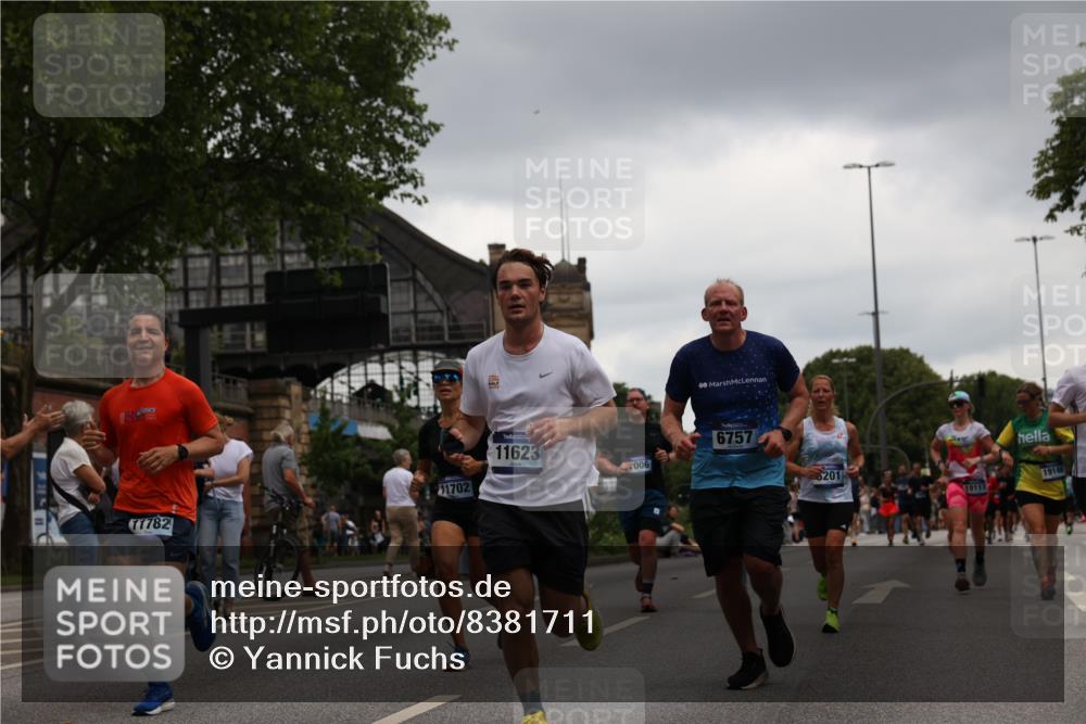 29.06.2025 - hella hamburg halbmarathon Yannick Fuchs http://msf.ph/oto/8381711 29.06.2025 10:54:53 20KM 1188, 1364, 1414, 1453, 1653, 2322, 2323, 2661, 3698, 5602, 5603, 5775, 6033, 6201, 6487, 6708, 6754, 6757, 6921, 7006, 7065, 7306, 7636, 7759, 7761, 8662, 9020, 9021, 9984, 10534, 11623, 11702, 11782, 13459, 13516, 15269, 16621, 17145, 17226, 17951, 17952, 18133, 18757, 19117, 19146, 19242 meine-sportfotos.de