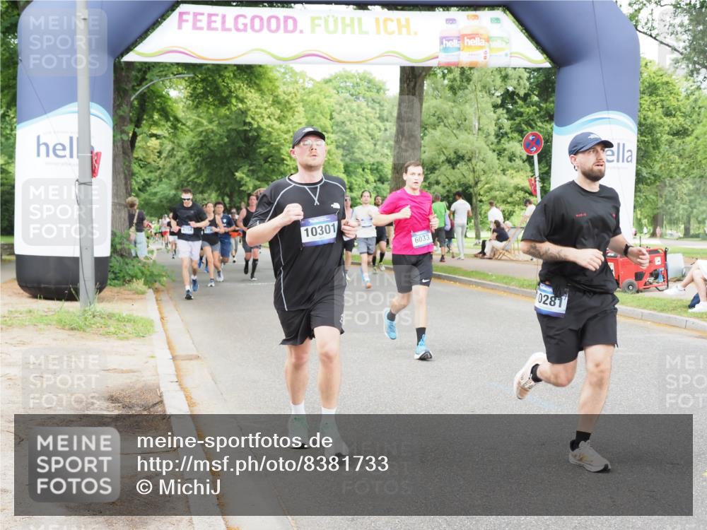 29.06.2025 - hella hamburg halbmarathon MichiJ http://msf.ph/oto/8381733 29.06.2025 10:46:33 Zwischen KM18-KM19 4238, 6033, 6438, 6470, 8326, 10281, 10301, 11041, 12564, 12736, 13706, 14732, 15344, 17814, 18377, 18799 meine-sportfotos.de