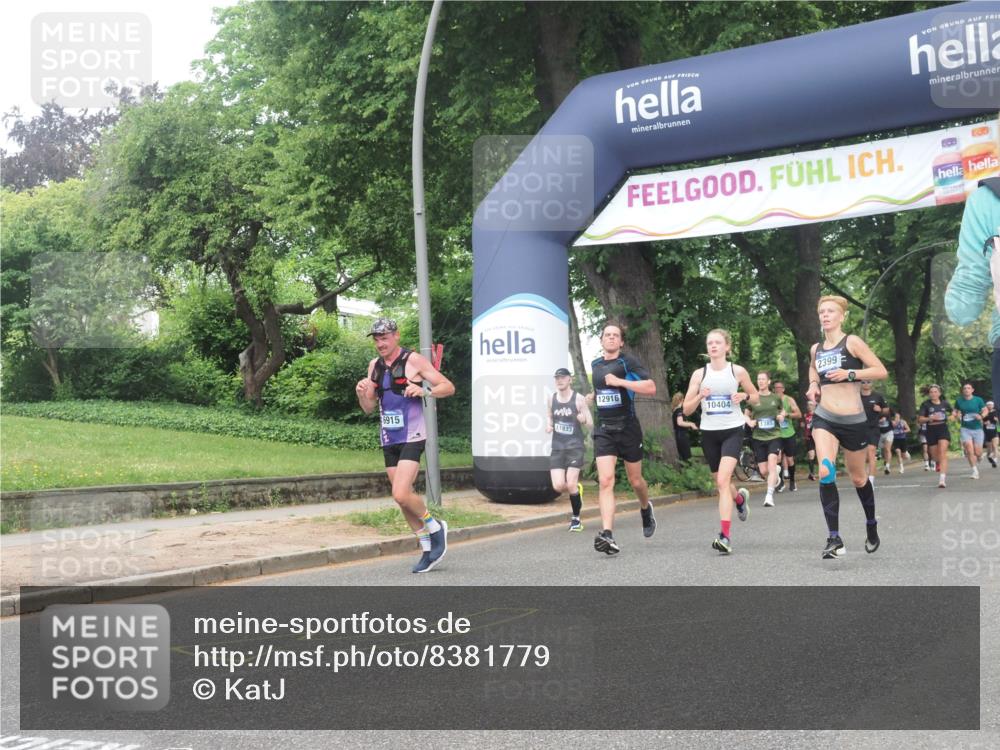 29.06.2025 - hella hamburg halbmarathon KatJ http://msf.ph/oto/8381779 29.06.2025 10:25:19 Zwischen KM18-KM19 1385, 2121, 2399, 5042, 6915, 6993 meine-sportfotos.de