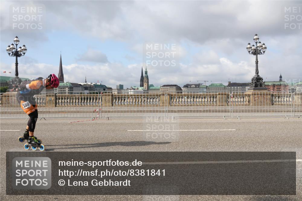 29.06.2025 - hella hamburg halbmarathon Lena Gebhardt http://msf.ph/oto/8381841 29.06.2025 08:52:24 Lombardsbrücke 389 meine-sportfotos.de