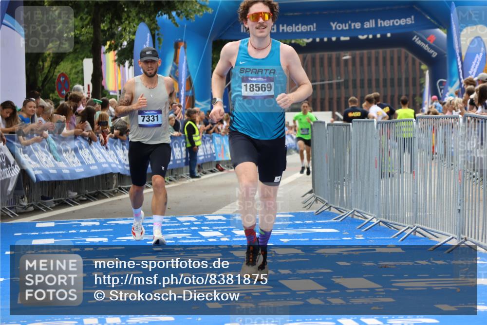 29.06.2025 - hella hamburg halbmarathon Strokosch-Dieckow http://msf.ph/oto/8381875 29.06.2025 10:24:09 Ziel 5612, 6816, 7331, 9269, 10234, 17614, 18569, 19041 meine-sportfotos.de