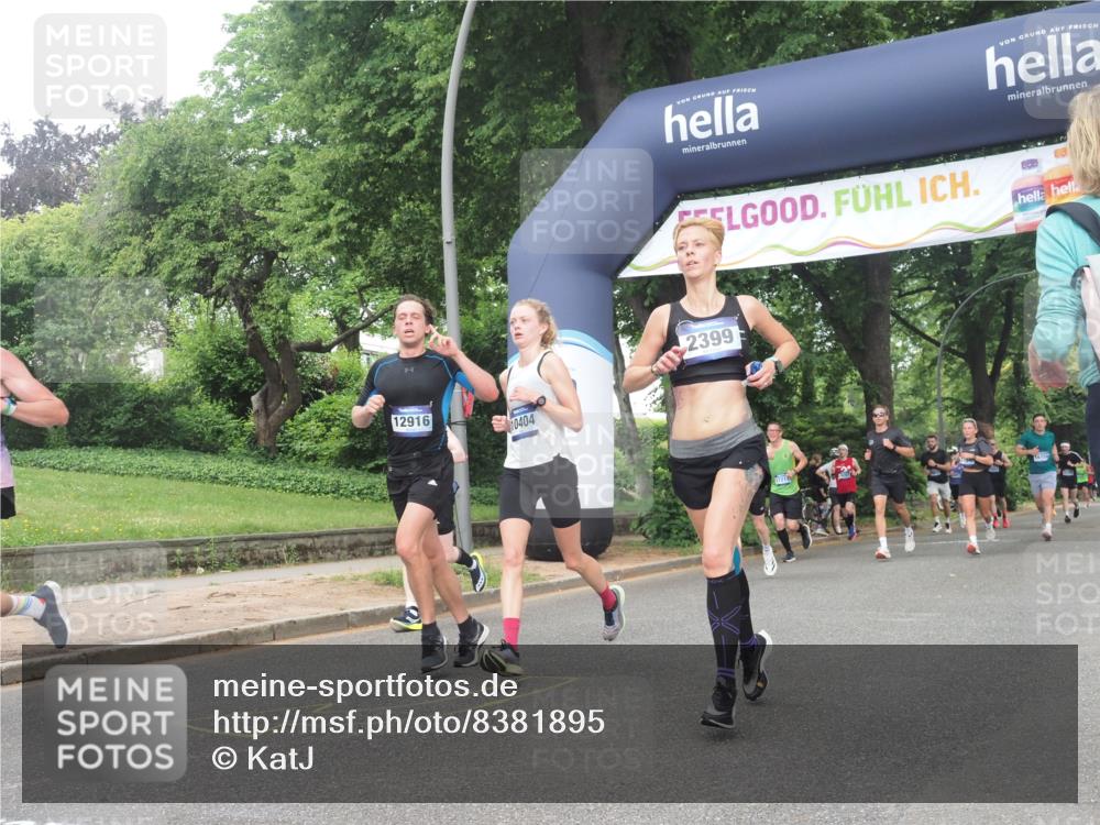 29.06.2025 - hella hamburg halbmarathon KatJ http://msf.ph/oto/8381895 29.06.2025 10:25:20 Zwischen KM18-KM19 1385, 2121, 2399, 5042, 6915, 6993, 7154 meine-sportfotos.de