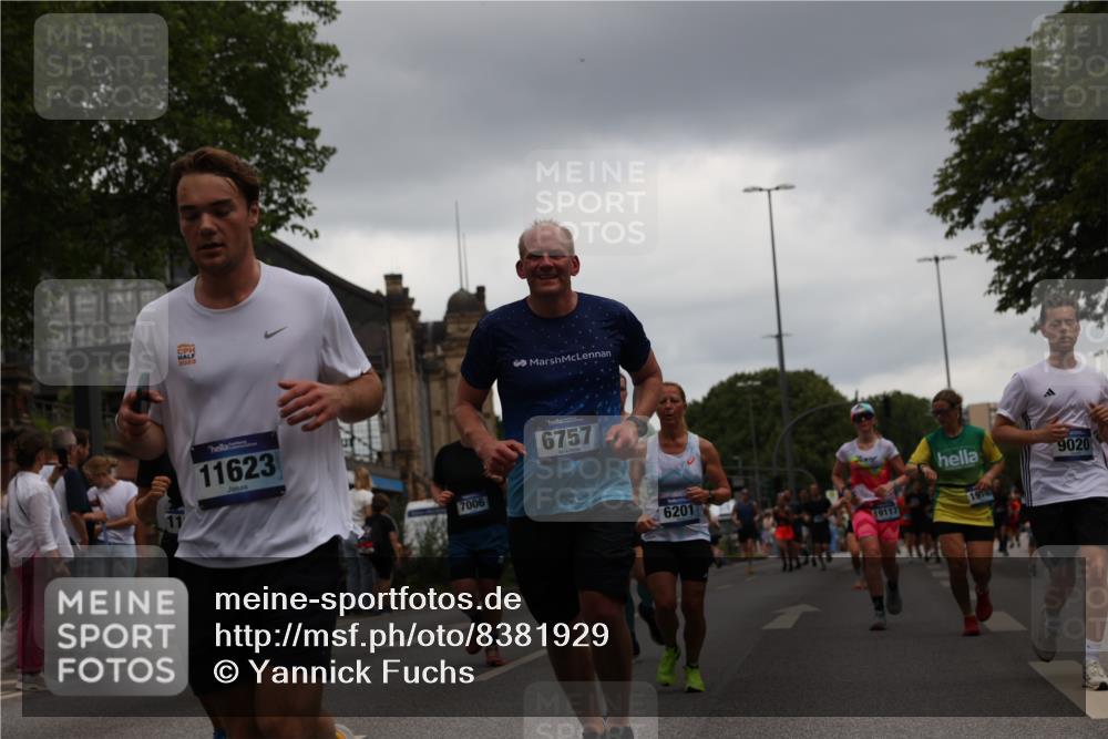 29.06.2025 - hella hamburg halbmarathon Yannick Fuchs http://msf.ph/oto/8381929 29.06.2025 10:54:54 20KM 1188, 1364, 1414, 1453, 1653, 2322, 2323, 2661, 3698, 5602, 5603, 5775, 6033, 6201, 6487, 6708, 6754, 6757, 6921, 7006, 7306, 7636, 7759, 7761, 8662, 9020, 9021, 9611, 9984, 10534, 11623, 11702, 11782, 12789, 12908, 13459, 13516, 15269, 16621, 17145, 17226, 17951, 17952, 18133, 18757, 19117, 19146, 19242 meine-sportfotos.de