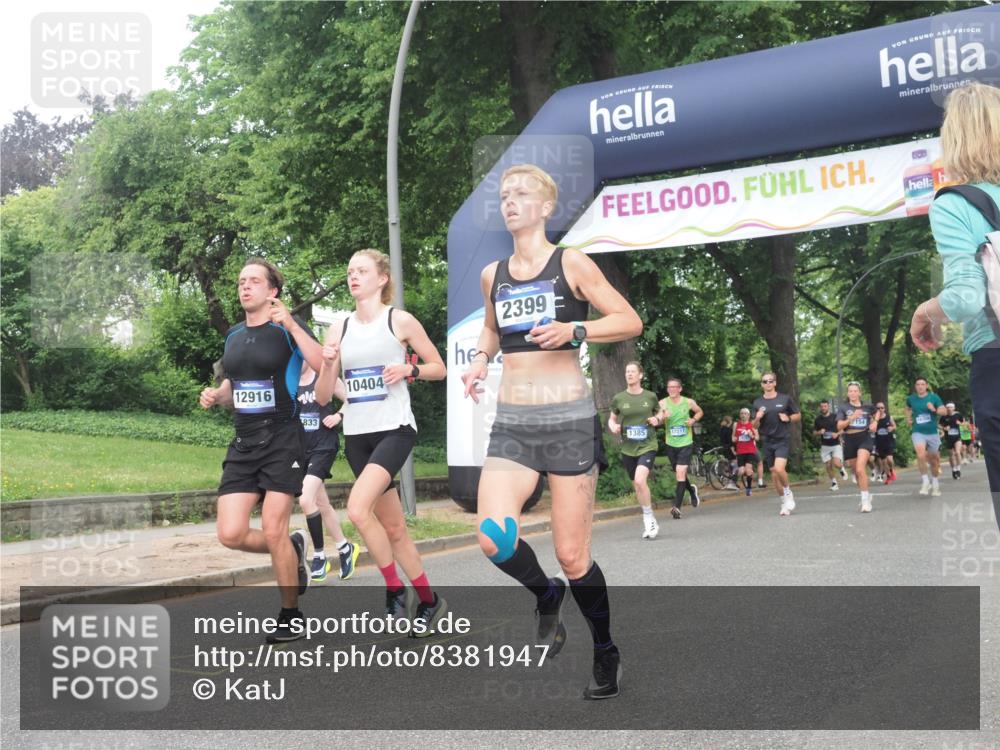 29.06.2025 - hella hamburg halbmarathon KatJ http://msf.ph/oto/8381947 29.06.2025 10:25:20 Zwischen KM18-KM19 1385, 2121, 2399, 5042, 6915, 6993, 7154 meine-sportfotos.de