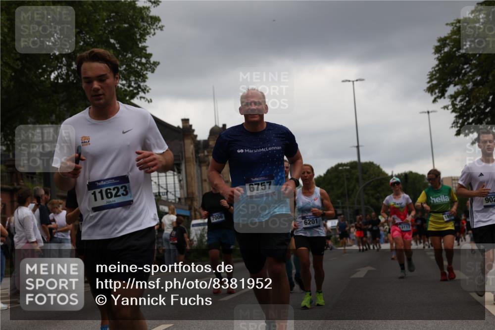 29.06.2025 - hella hamburg halbmarathon Yannick Fuchs http://msf.ph/oto/8381952 29.06.2025 10:54:54 20KM 1188, 1364, 1414, 1453, 1653, 2322, 2323, 2661, 3698, 5602, 5603, 5775, 6033, 6201, 6487, 6708, 6754, 6757, 6921, 7006, 7306, 7636, 7759, 7761, 8662, 9020, 9021, 9611, 9984, 10534, 11623, 11702, 11782, 12789, 12908, 13459, 13516, 15269, 16621, 17145, 17226, 17951, 17952, 18133, 18757, 19117, 19146, 19242 meine-sportfotos.de