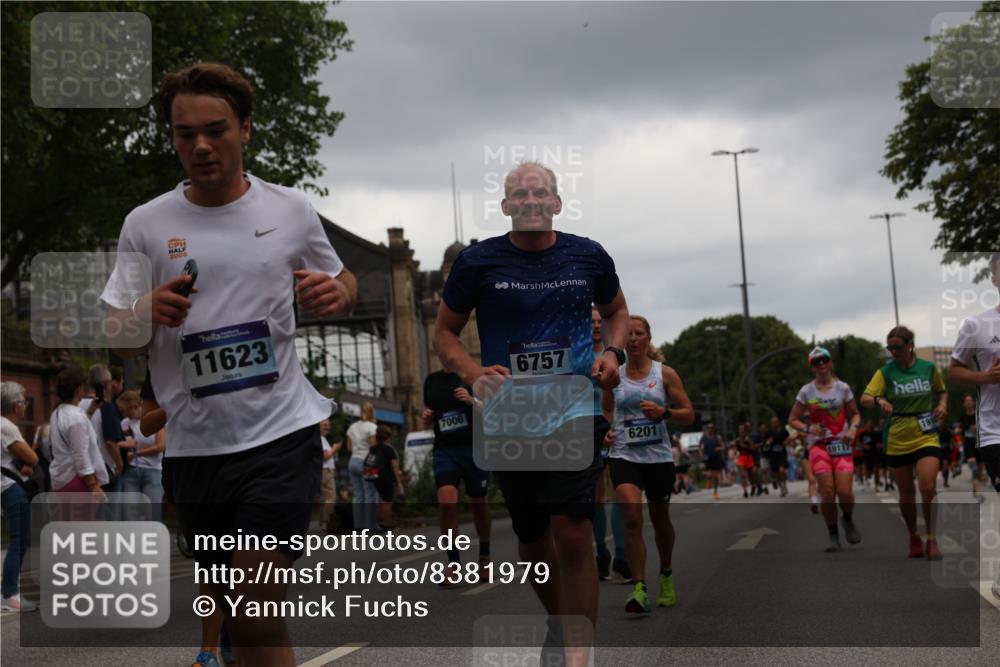 29.06.2025 - hella hamburg halbmarathon Yannick Fuchs http://msf.ph/oto/8381979 29.06.2025 10:54:54 20KM 1188, 1364, 1414, 1453, 1653, 2322, 2323, 2661, 3698, 5602, 5603, 5775, 6033, 6201, 6487, 6708, 6754, 6757, 6921, 7006, 7306, 7636, 7759, 7761, 8662, 9020, 9021, 9611, 9984, 10534, 11623, 11702, 11782, 12789, 12908, 13459, 13516, 15269, 16621, 17145, 17226, 17951, 17952, 18133, 18757, 19117, 19146, 19242 meine-sportfotos.de