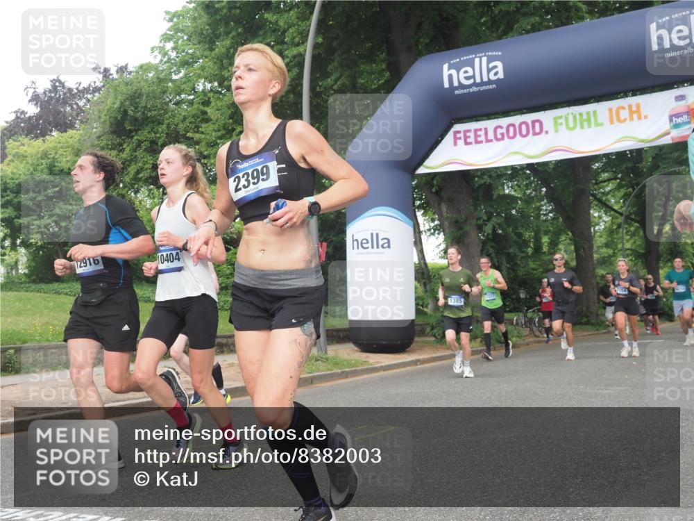 29.06.2025 - hella hamburg halbmarathon KatJ http://msf.ph/oto/8382003 29.06.2025 10:25:20 Zwischen KM18-KM19 1385, 2121, 2399, 5042, 6915, 6993, 7154 meine-sportfotos.de