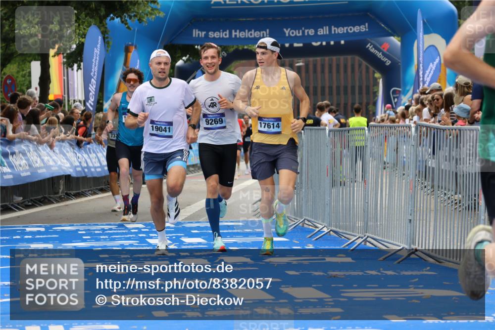 29.06.2025 - hella hamburg halbmarathon Strokosch-Dieckow http://msf.ph/oto/8382057 29.06.2025 10:24:06 Ziel 7331, 9269, 10234, 14753, 17614, 18569, 19041 meine-sportfotos.de
