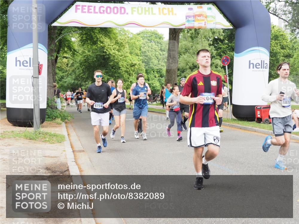 29.06.2025 - hella hamburg halbmarathon MichiJ http://msf.ph/oto/8382089 29.06.2025 10:46:36 Zwischen KM18-KM19 1019, 1544, 2730, 4238, 6033, 6087, 6438, 6754, 8326, 10281, 10301, 11041, 11250, 11935, 12564, 14732, 15344, 18377, 18727, 18855 meine-sportfotos.de