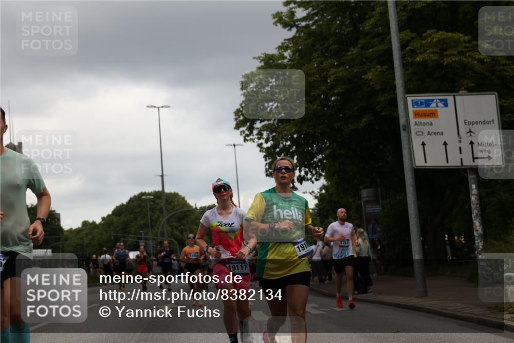 29.06.2025 - hella hamburg halbmarathon Yannick Fuchs http://msf.ph/oto/8382134 29.06.2025 10:54:56 20KM 1188, 1364, 1414, 1453, 1653, 1823, 2322, 2323, 2426, 2661, 3698, 5602, 5603, 5775, 6201, 6487, 6708, 6754, 6757, 6921, 7006, 7250, 7306, 7636, 7759, 7761, 8483, 8662, 9020, 9021, 9611, 9984, 10295, 10534, 11623, 11702, 11782, 12789, 12908, 13459, 13516, 15269, 16621, 17145, 17226, 17951, 17952, 18133, 18757, 19117, 19146, 19242 meine-sportfotos.de