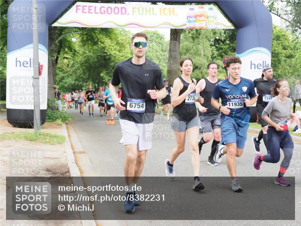 29.06.2025 - hella hamburg halbmarathon MichiJ http://msf.ph/oto/8382231 29.06.2025 10:46:38 Zwischen KM18-KM19 1019, 1544, 2426, 2730, 4238, 6033, 6087, 6754, 9985, 10281, 10301, 11041, 11250, 11935, 18727, 18855 meine-sportfotos.de