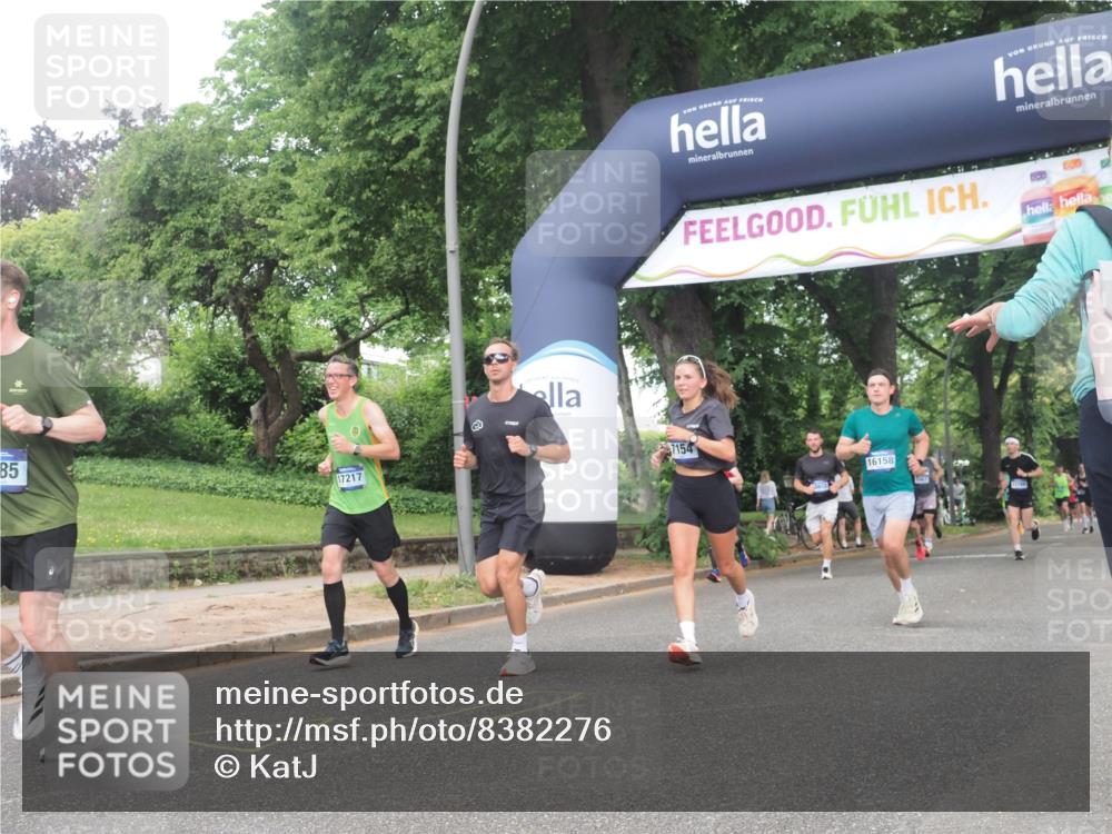 29.06.2025 - hella hamburg halbmarathon KatJ http://msf.ph/oto/8382276 29.06.2025 10:25:22 Zwischen KM18-KM19 1385, 2121, 2399, 5042, 6915, 6993, 7154 meine-sportfotos.de
