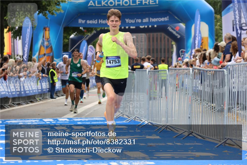29.06.2025 - hella hamburg halbmarathon Strokosch-Dieckow http://msf.ph/oto/8382331 29.06.2025 10:24:00 Ziel 9269, 10234, 11194, 13440, 14753, 17614, 19041 meine-sportfotos.de