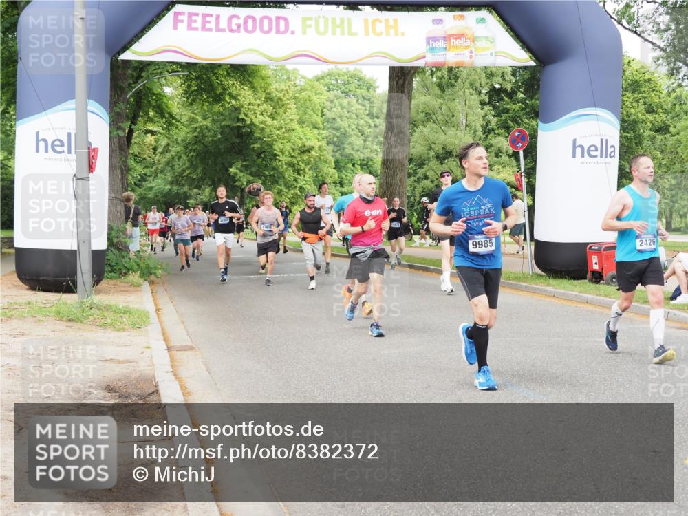 29.06.2025 - hella hamburg halbmarathon MichiJ http://msf.ph/oto/8382372 29.06.2025 10:46:40 Zwischen KM18-KM19 1019, 1544, 2426, 2730, 6087, 6754, 9985, 10281, 10301, 11041, 11250, 11935, 17304, 18727, 18855 meine-sportfotos.de