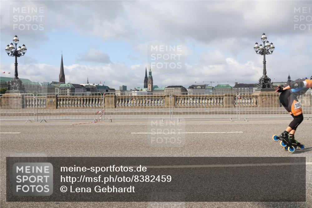 29.06.2025 - hella hamburg halbmarathon Lena Gebhardt http://msf.ph/oto/8382459 29.06.2025 08:52:25 Lombardsbrücke 38 meine-sportfotos.de