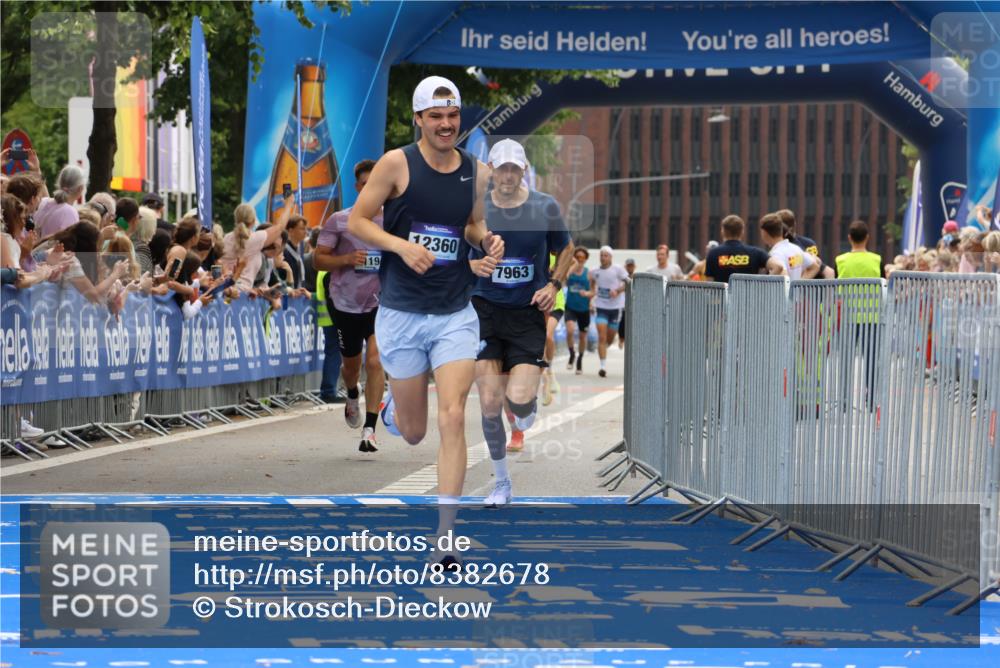 29.06.2025 - hella hamburg halbmarathon Strokosch-Dieckow http://msf.ph/oto/8382678 29.06.2025 10:23:51 Ziel 6699, 7963, 9447, 10780, 11194, 12360, 13440 meine-sportfotos.de